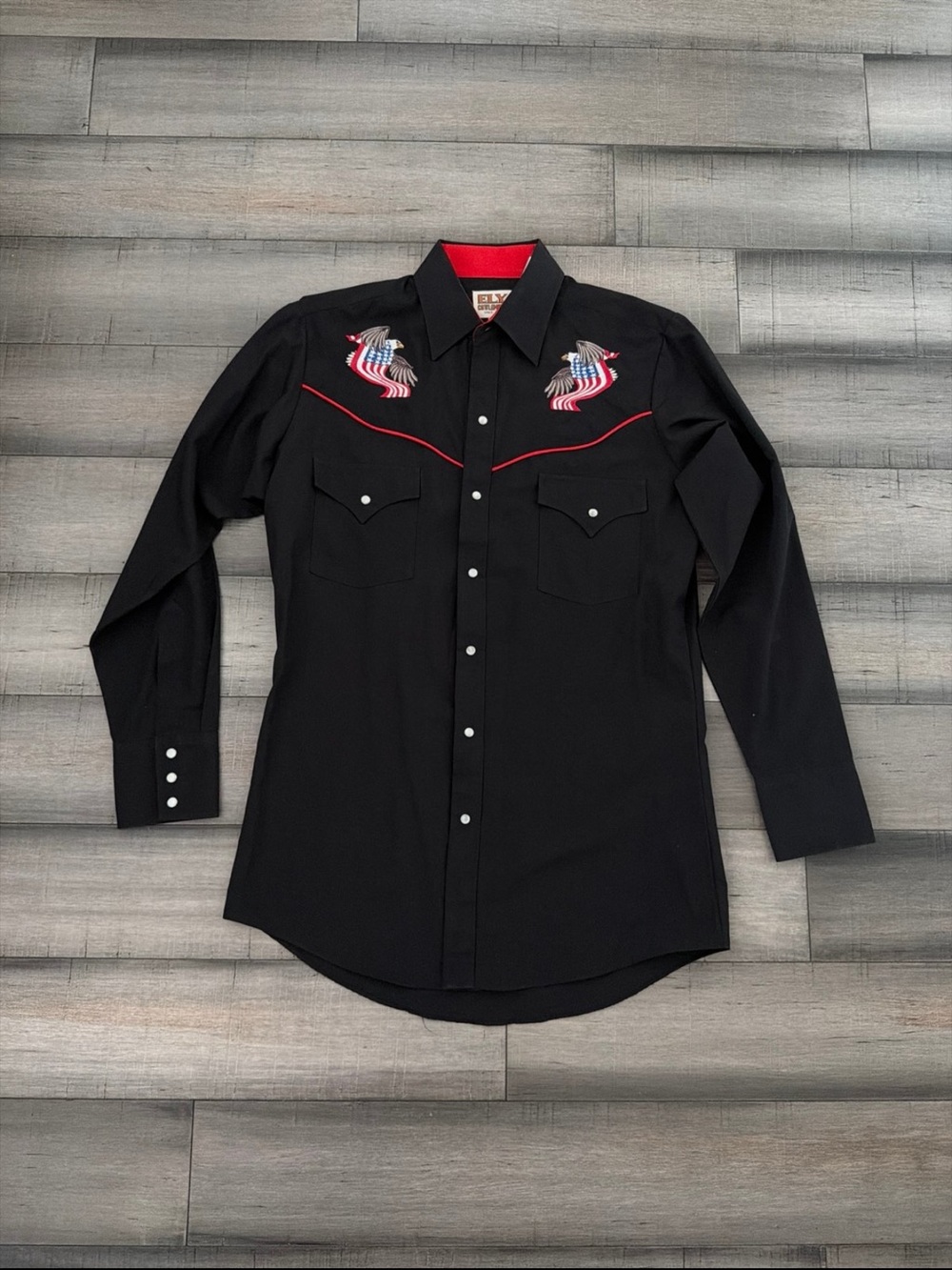 Ely Cattleman Men’s Long Sleeve Shirt with Eagle/Flag Embroidery